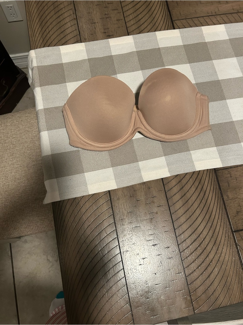 Wacoal Nude Toned Strapless Molded Bra 34C